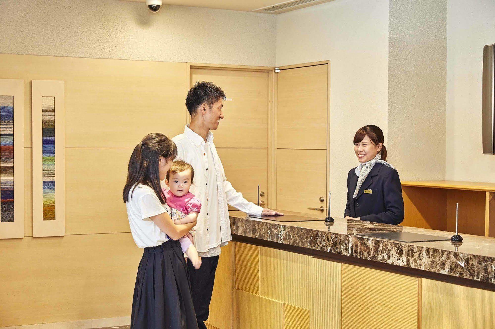 Hotel Lumiere Nishikasai Токио Экстерьер фото